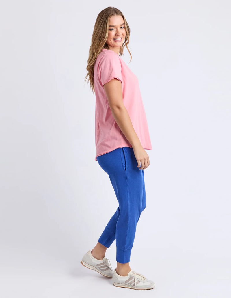 Women’s essential Pima Vee Tee in soft pink