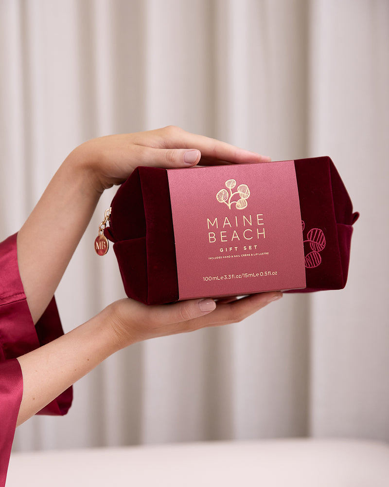 Red Vanity Bag Gift Set Kakadu Plum