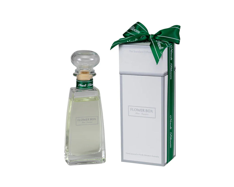 Elegant Christmas diffuser hand poured in Perth – Neroli Bloom fragrance