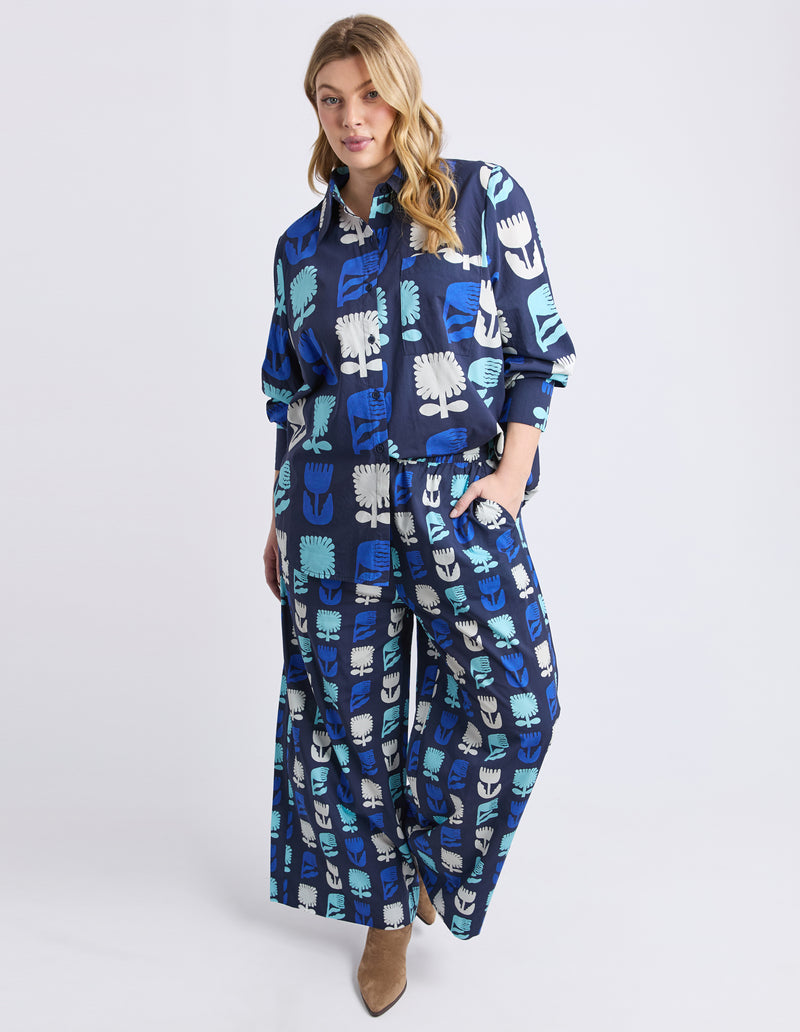 Madeleine Stamer Shirt Navy – Limited Edition Artist Collaboration