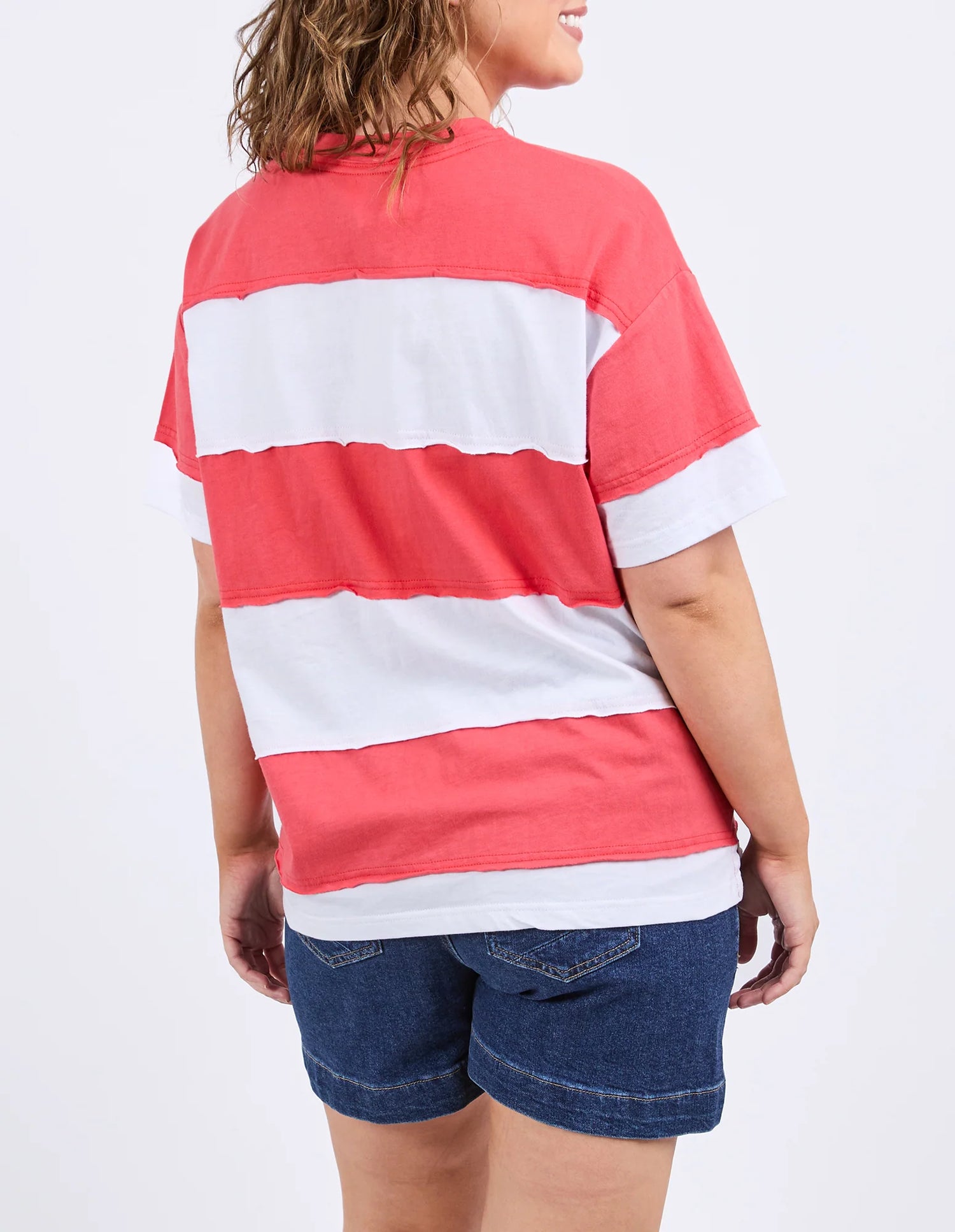 Bold Stripe Tee Cayenne & White – back view and stripe detail