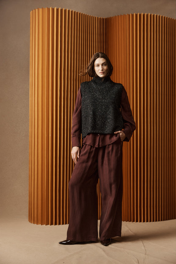 Mahogany pants styled