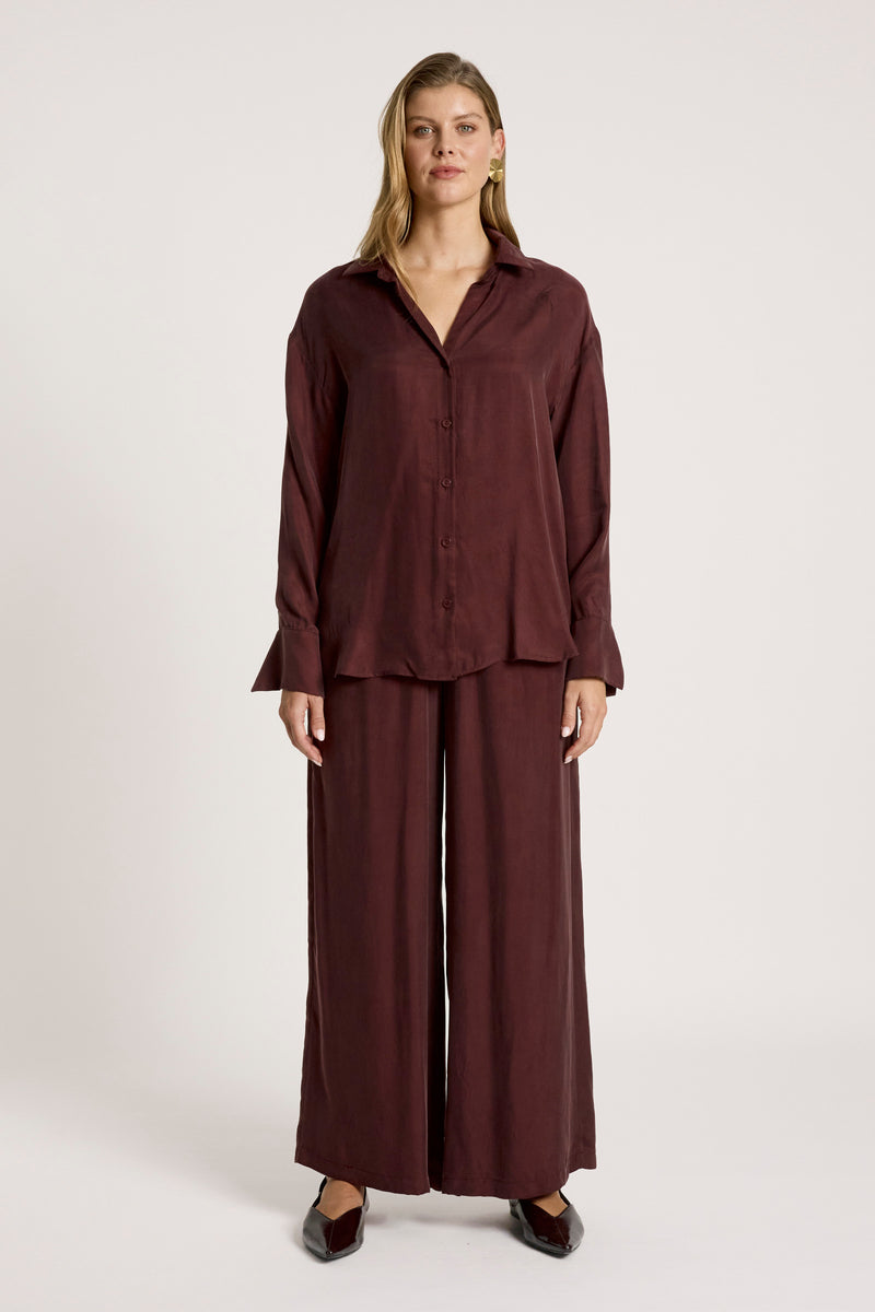 women's mahogany set