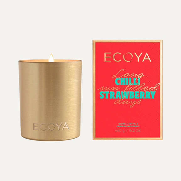 Ecoya Chilli Strawberry Goldie Candle in brushed gold vessel – Holiday Collection Christmas edition
