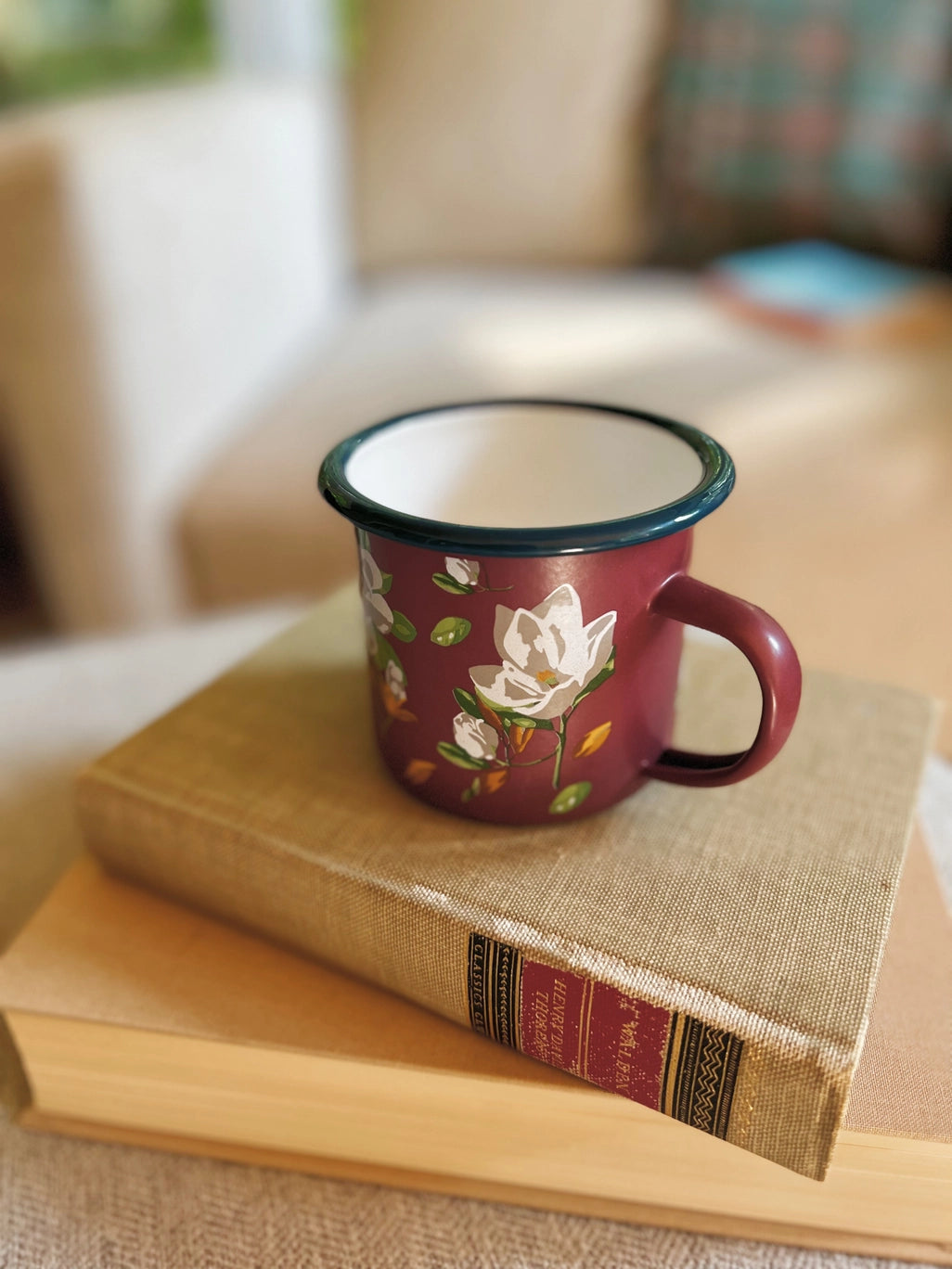 Floral enamel mug magnolia design