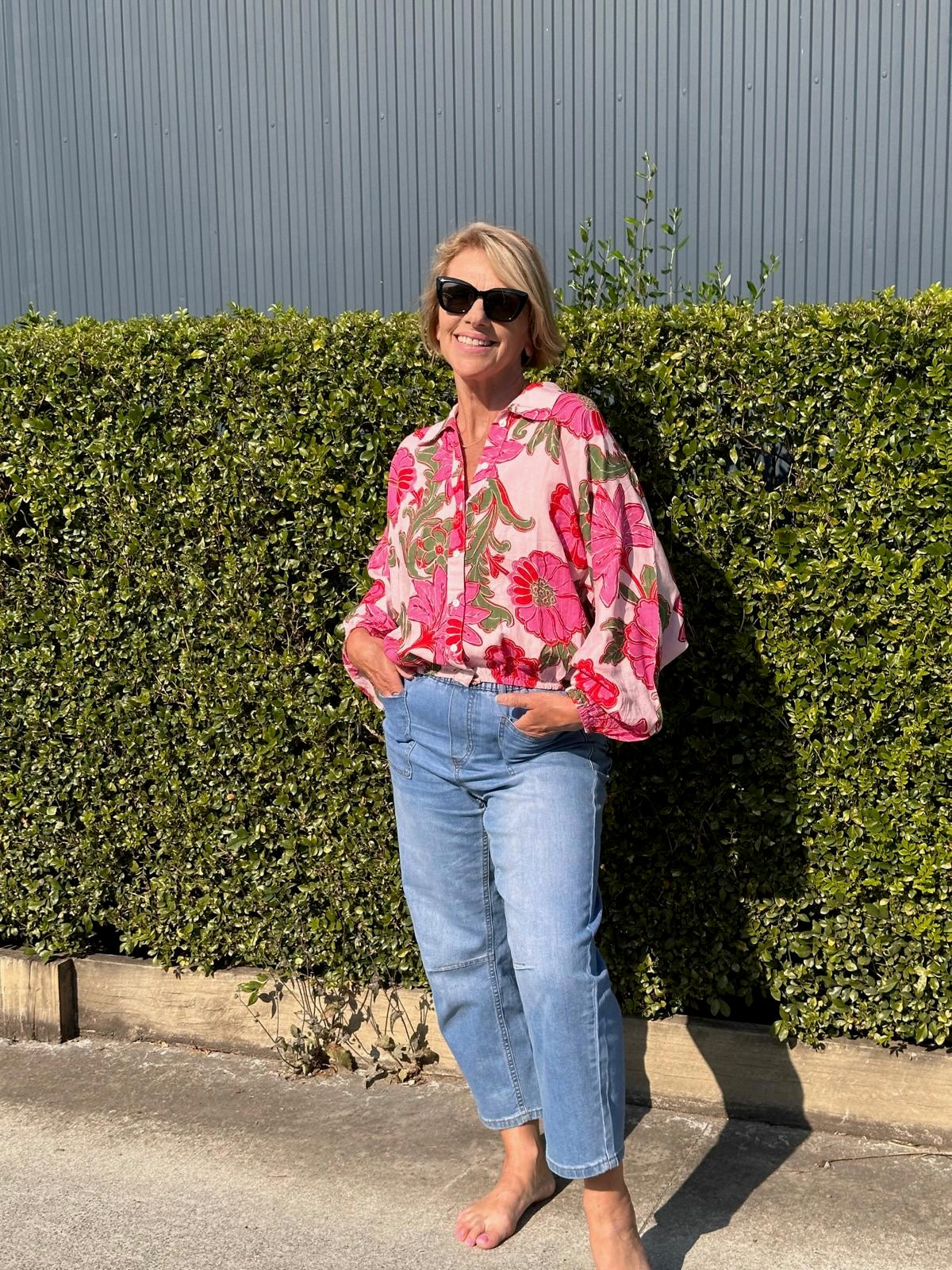Hazel Shirt – Pink Ibiza Linen Blend Women’s Shirt with jeans