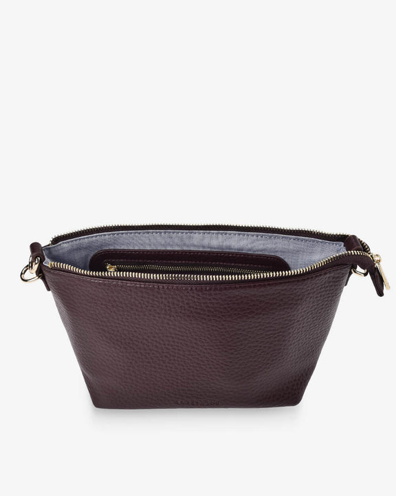 Leyton Xbody bag with removeable straps
