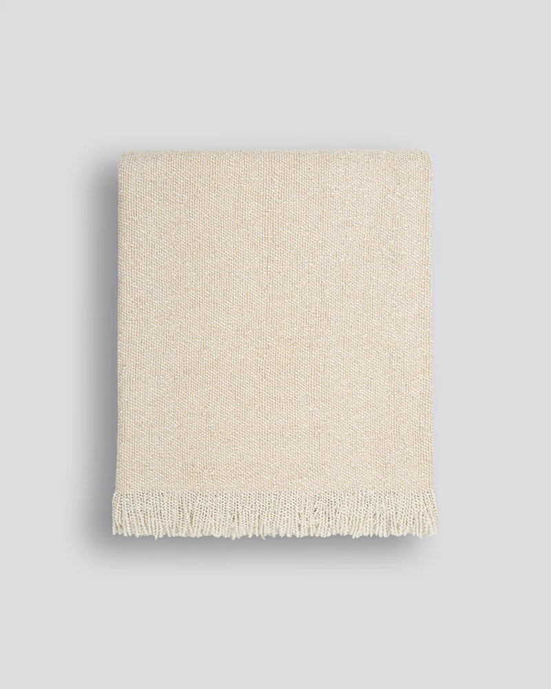 Lily Ivory boucle throw 130x150cm