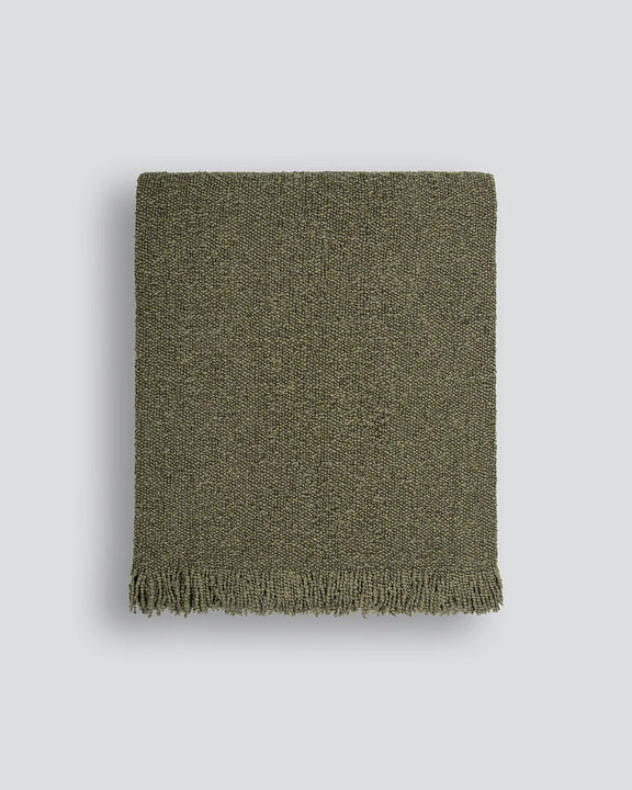 Lily Olive boucle throw 130x150cm