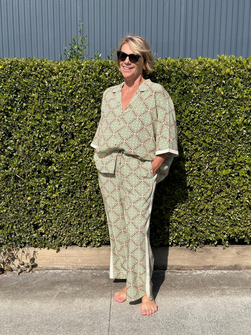 Marrakesh Pant in exclusive cotton blend print – front view