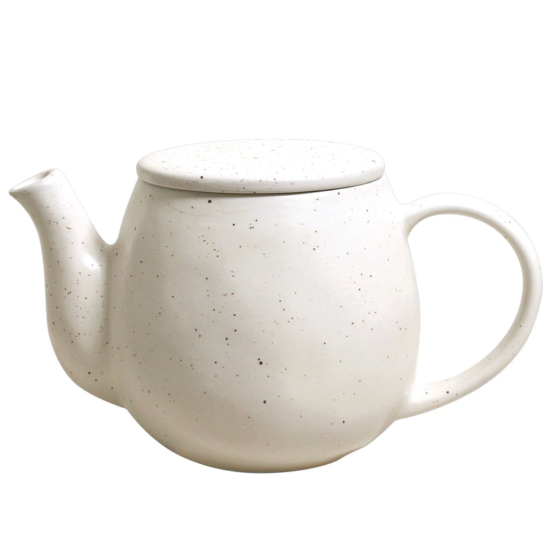 Natural Earth White 500ml Teapot – high-fired porcelain with reactive glaze