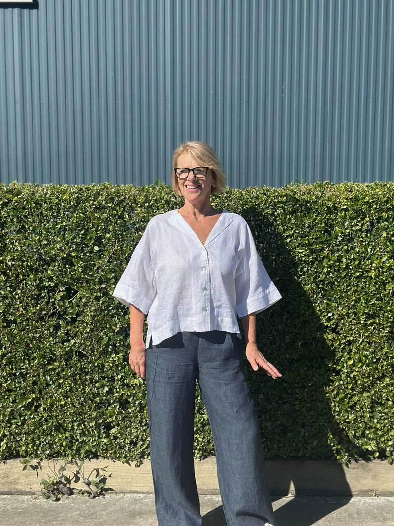 Women’s short sleeve white linen shirt with lapel neckline