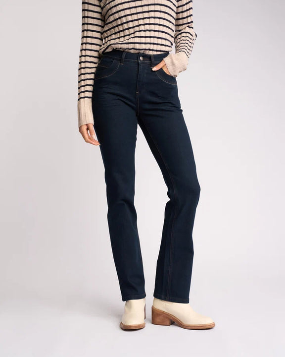 Vassalli Pace Straight Leg Jean in Indigo Denim. Staple jeans for everyday wear.