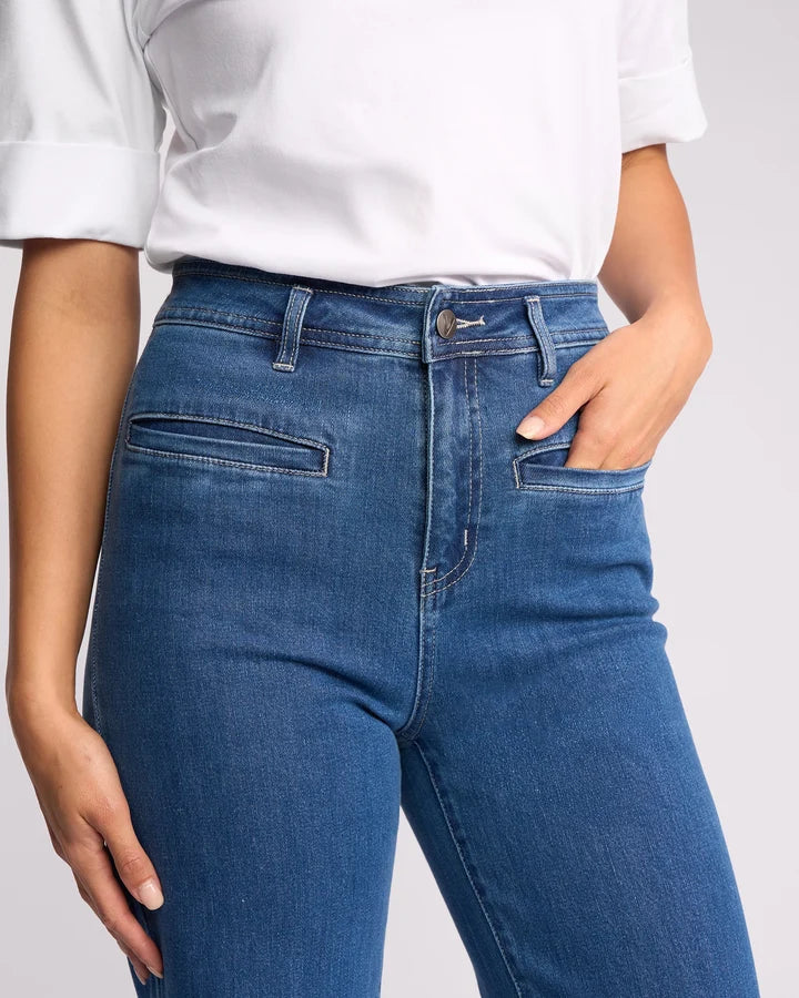 Vassalli Peace Jeans in blue wash denim
