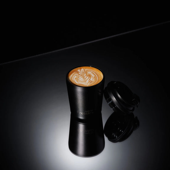 Piccolo Coal reusable cup styled for espresso and short coffee moments
