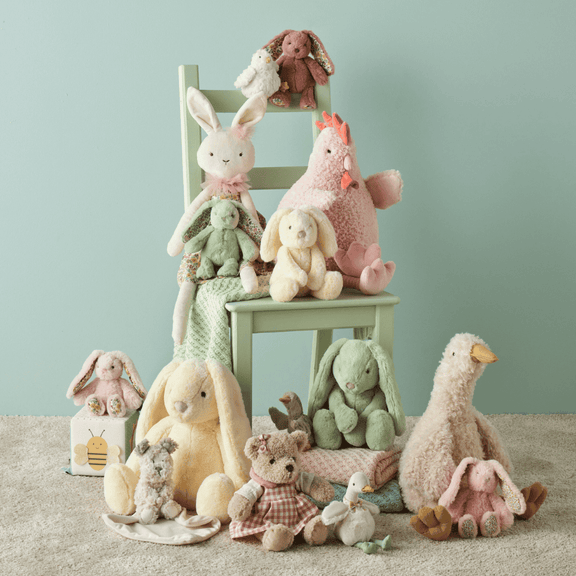 Farm Fun Scruff the Dog comforter with embroidered details.