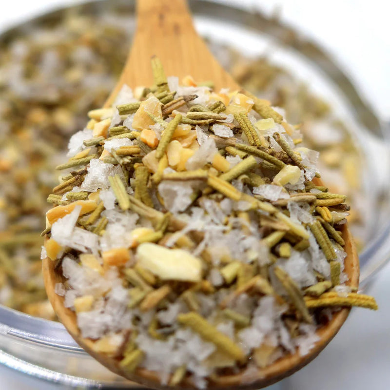 It’s So Rosemary Sea Salt Rub in 100 g close up of seasoning blend