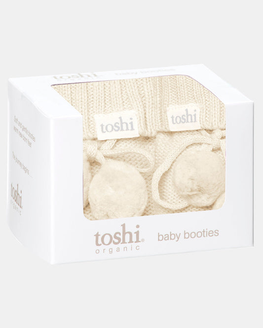 Organic cotton baby booties in soft Feather melange knit