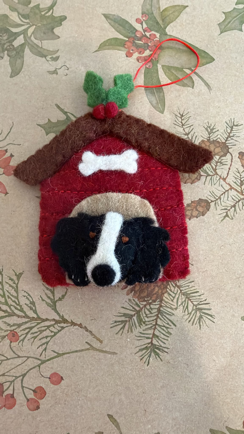 Wool felt Collie Christmas tree ornament in kennel