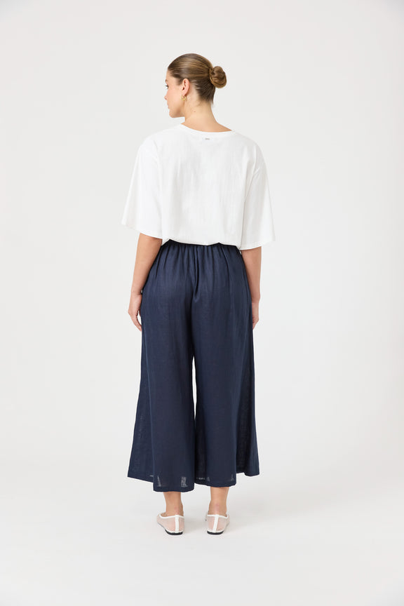 Eb & Ive women’s navy linen crop pants with flat-front waistband