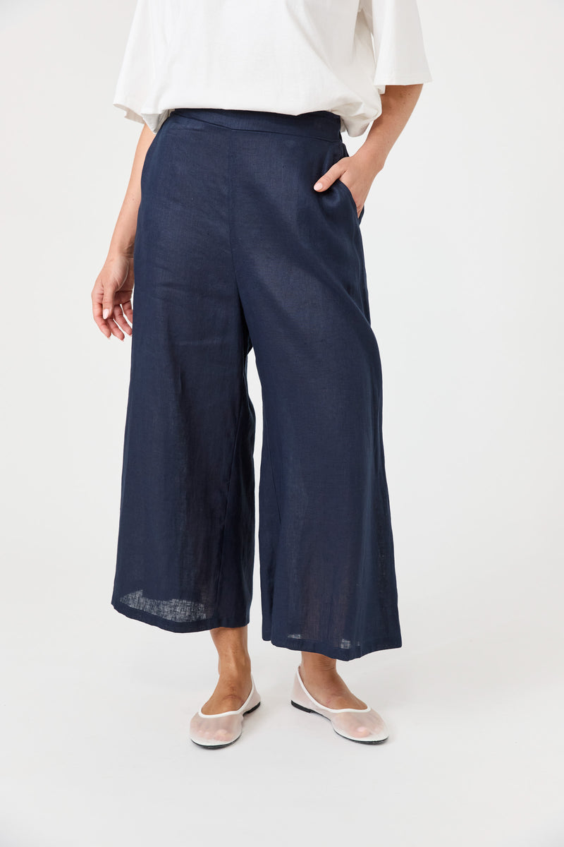 Studio Crop Pant in Navy by Eb & Ive showing the relaxed wide-leg silhouette