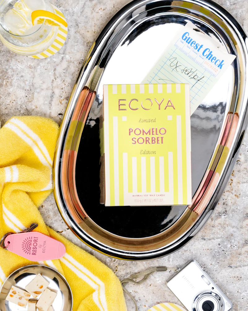 ECOYA summer candle with pomelo grapefruit vanilla and amber