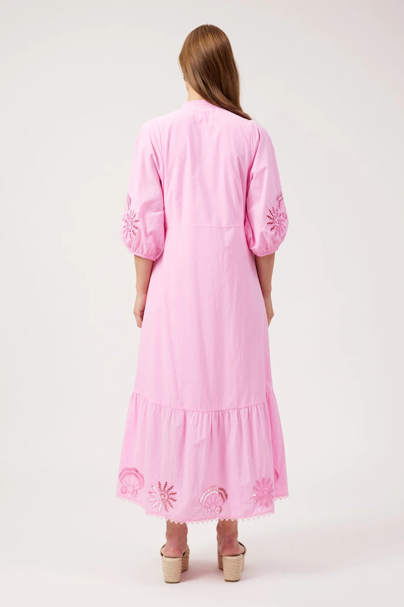 Summer cotton wonme's maxi dress in pink.