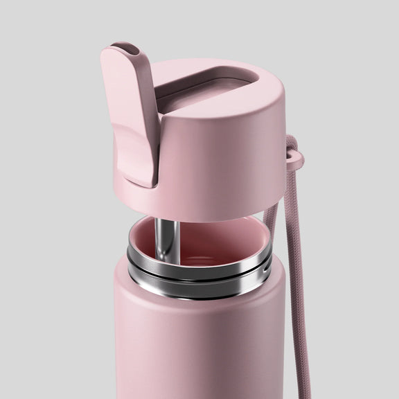 Fressko Move 660mL insulated bottle with titanium straw