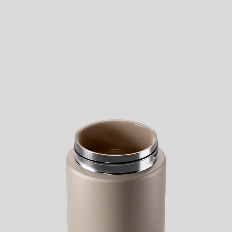 Ceramic-lined Oat drink bottle with soft wrist strap