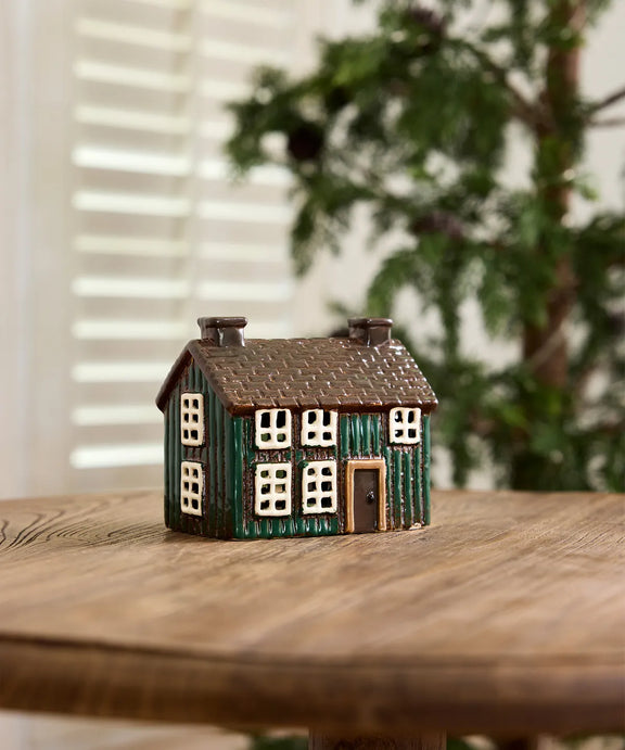 Torp Green Cottage inspired by traditional Scandinavian architecture 