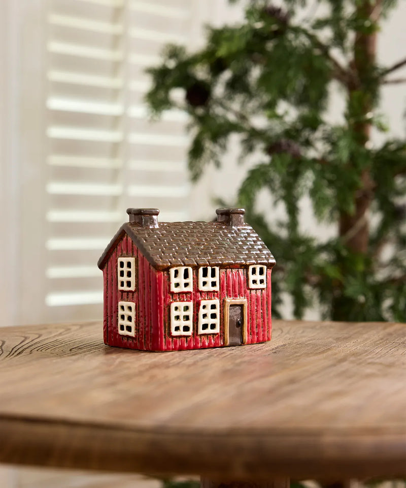 Torp Red Cottage inspired by traditional Scandinavian architecture 