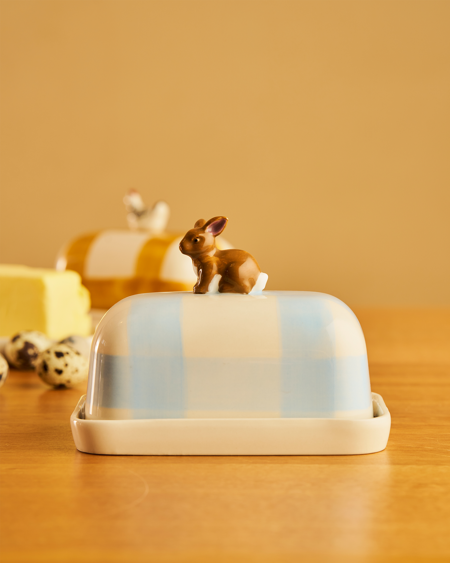 Robert Gordon Butter Dish in Rabbit Butter Up design