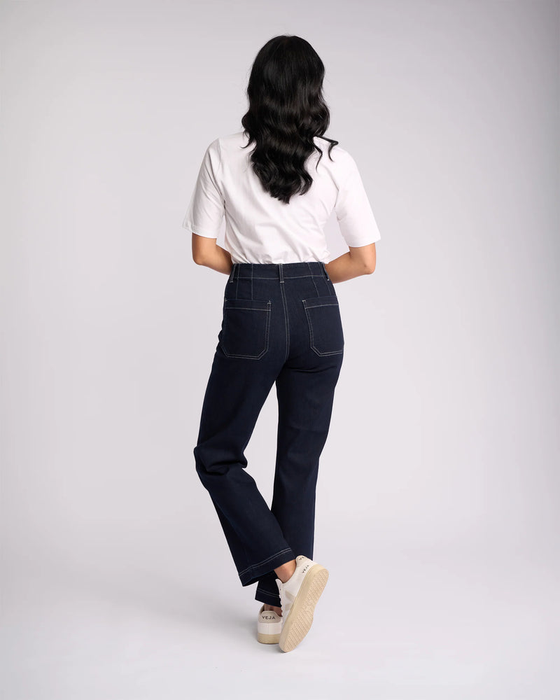 Vassalli stretch denim jeans with front patch pockets